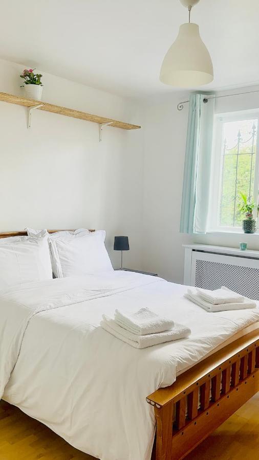 Amazing Location - City Of London- 2 Bedroom Stunning Canal View House With Private Garden,Parking & Balcony Eksteriør billede