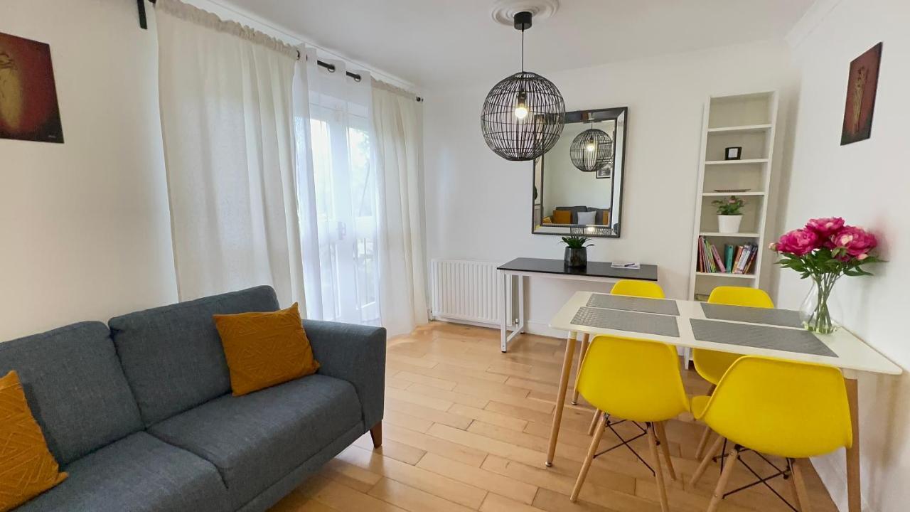 Amazing Location - City Of London- 2 Bedroom Stunning Canal View House With Private Garden,Parking & Balcony Eksteriør billede