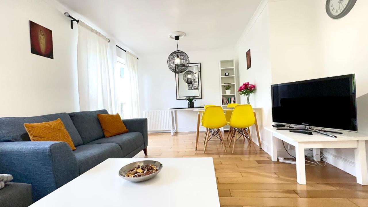 Amazing Location - City Of London- 2 Bedroom Stunning Canal View House With Private Garden,Parking & Balcony Eksteriør billede
