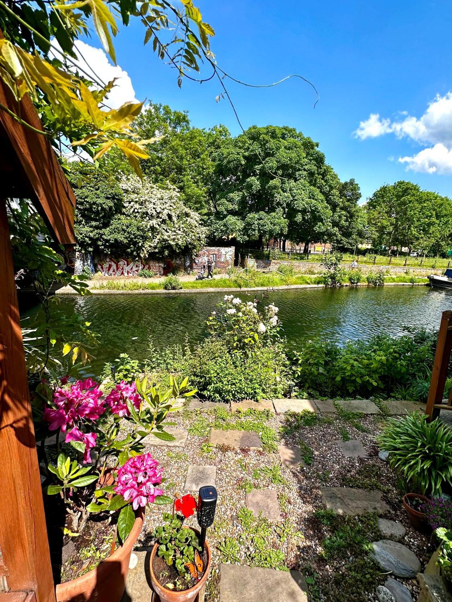 Amazing Location - City Of London- 2 Bedroom Stunning Canal View House With Private Garden,Parking & Balcony Eksteriør billede