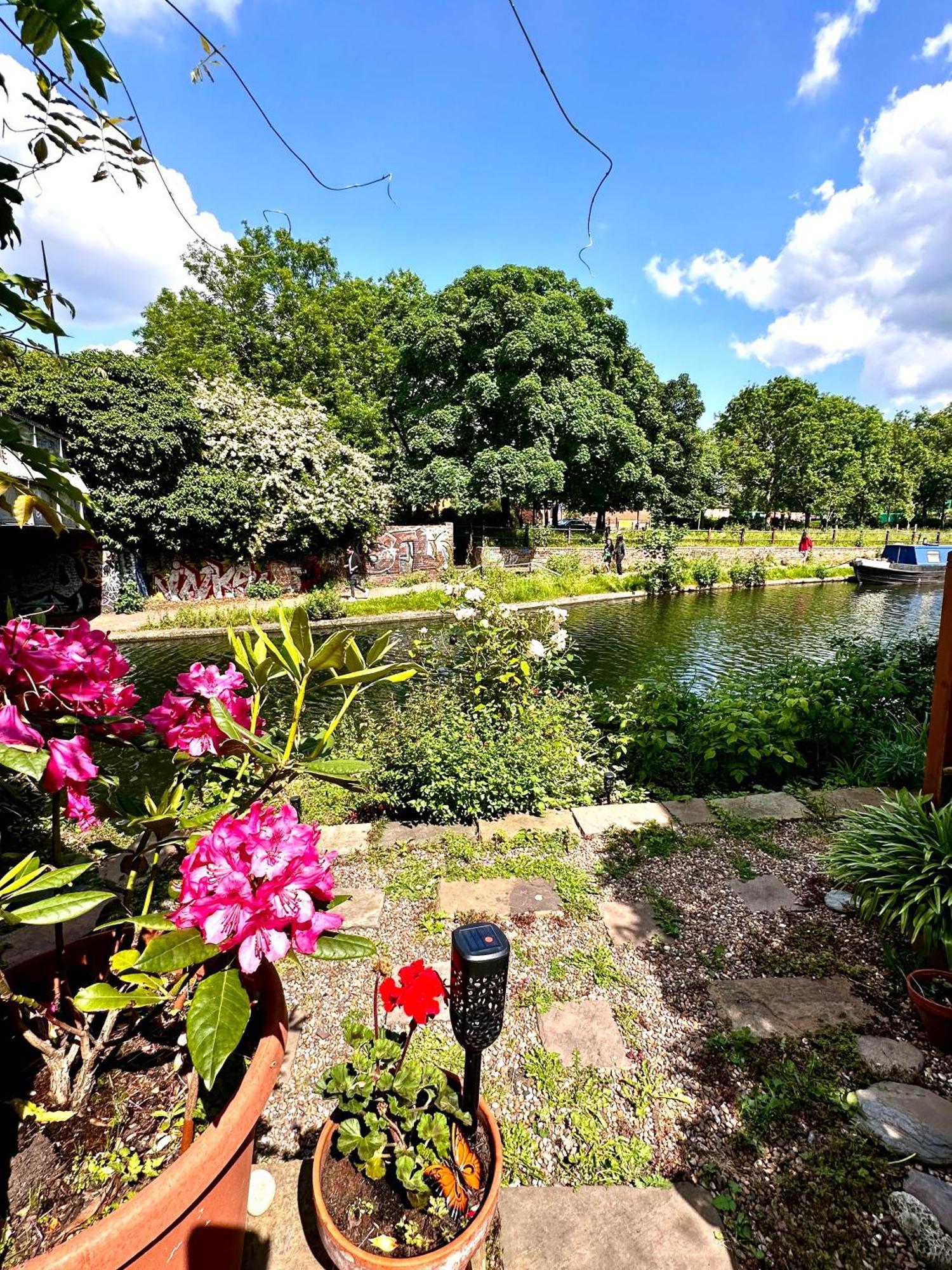 Amazing Location - City Of London- 2 Bedroom Stunning Canal View House With Private Garden,Parking & Balcony Eksteriør billede